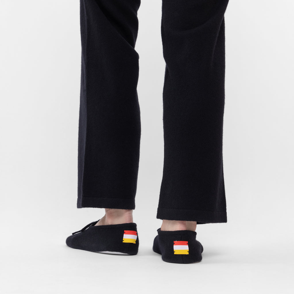 Black 100% Cashmere Slippers (The Lee Cashmere Collection)