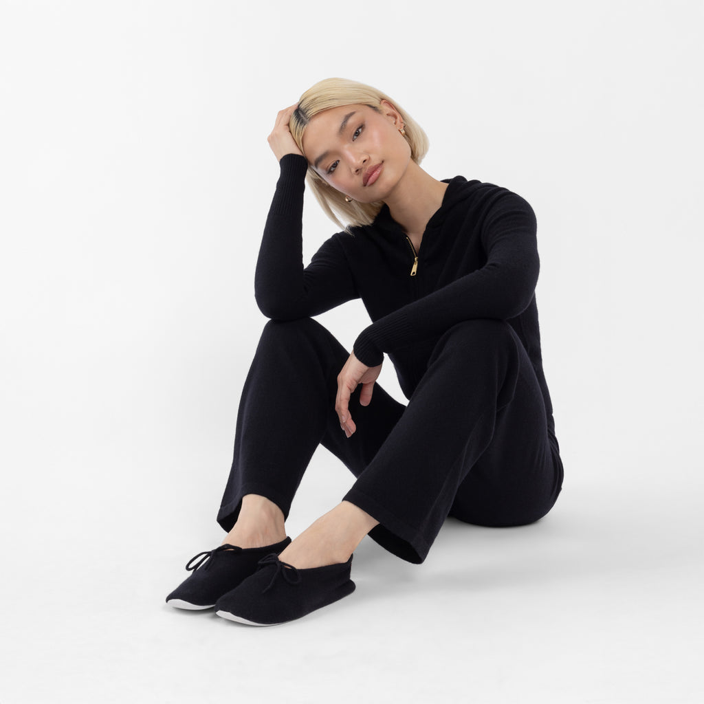 Black 100% Cashmere Slippers (The Lee Cashmere Collection)